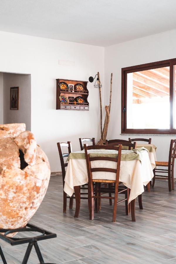 Agriturismo Irghitula Posada  Luaran gambar