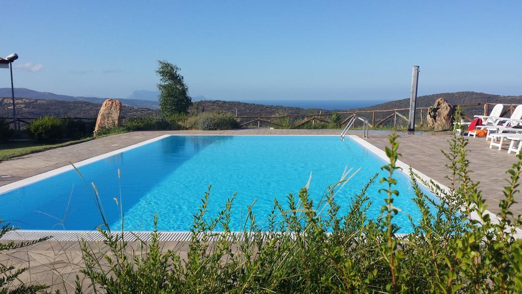 Agriturismo Irghitula Posada  Luaran gambar