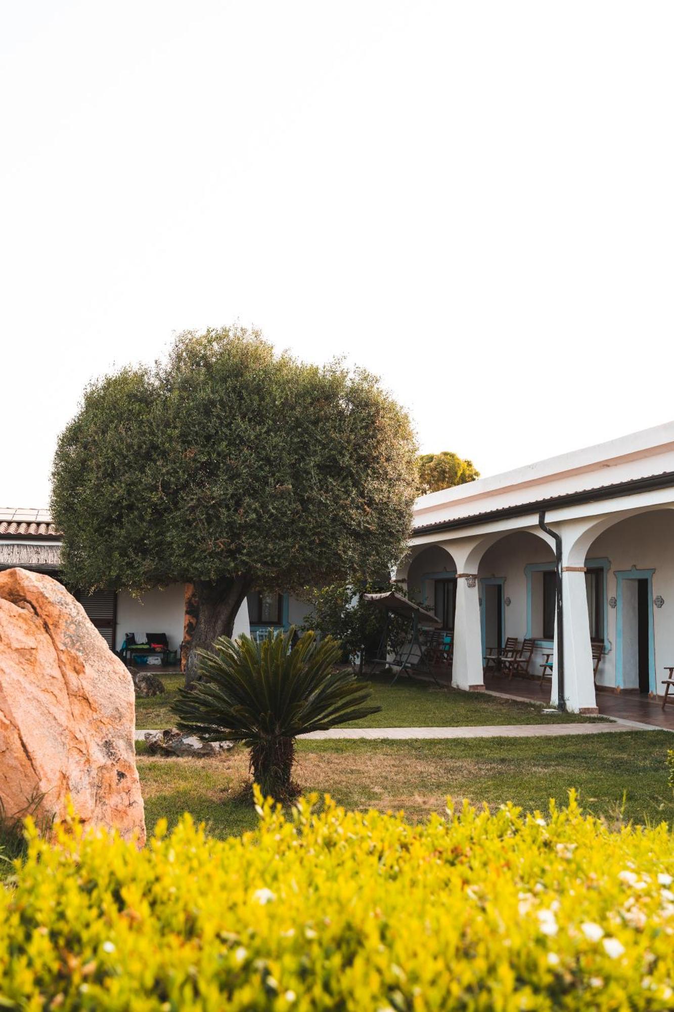 Agriturismo Irghitula Posada  Luaran gambar