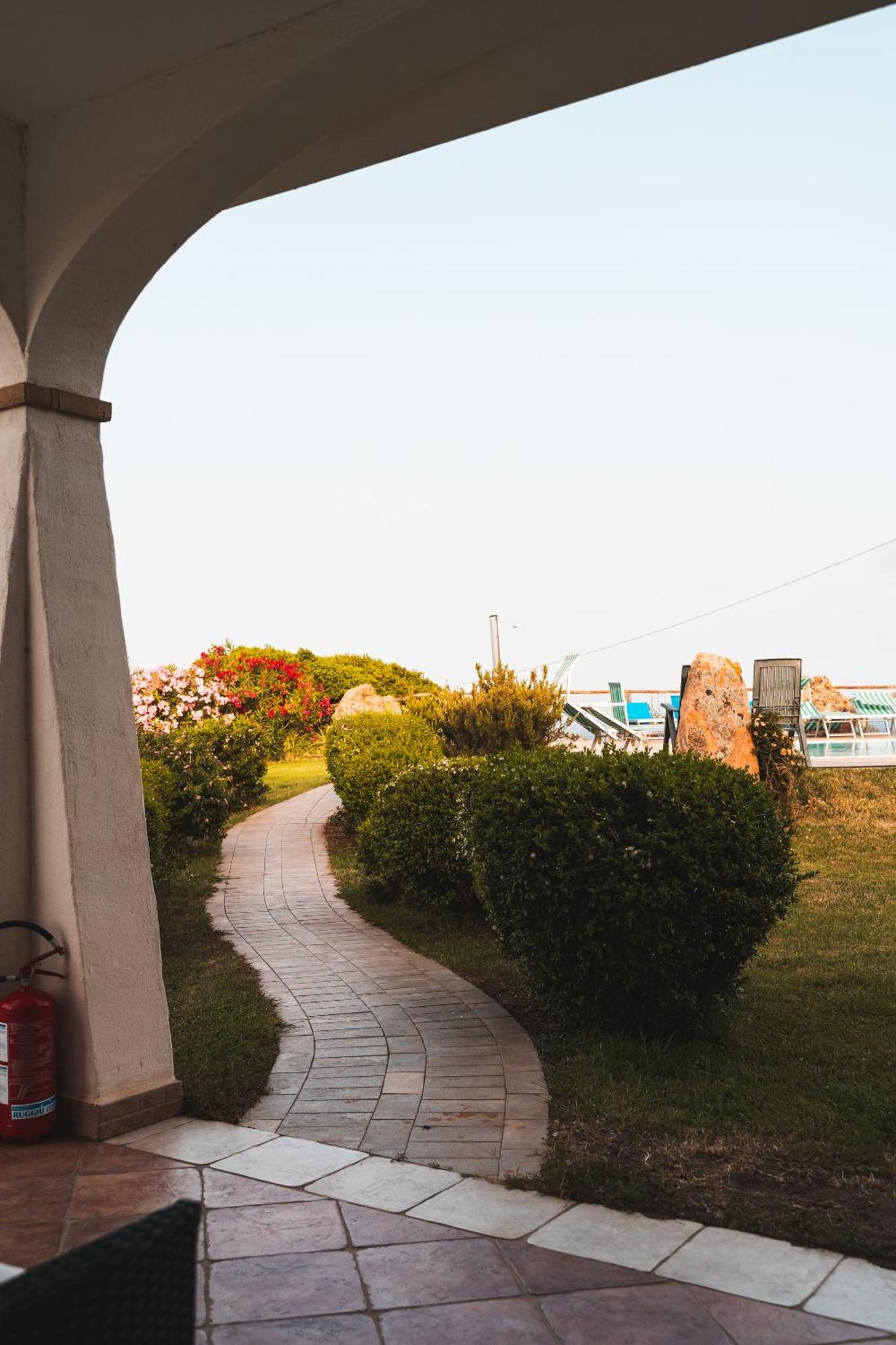 Agriturismo Irghitula Posada  Luaran gambar