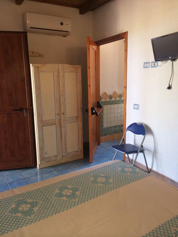 Agriturismo Irghitula Posada  Luaran gambar