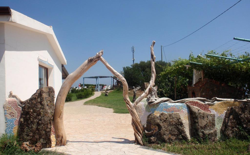 Agriturismo Irghitula Posada  Luaran gambar